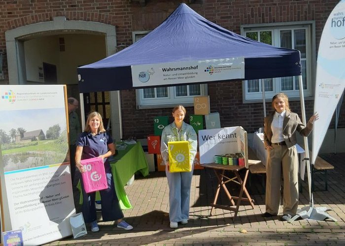 Aktionsstand beim Nachhaltigkeitsmarkt in Rees